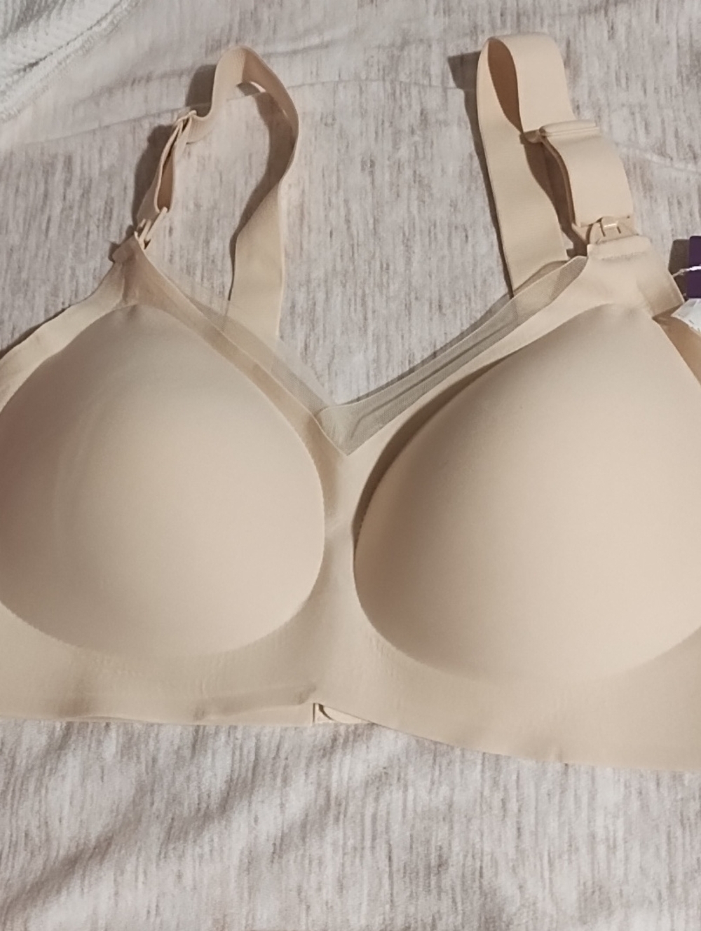 Unbranded NWT Seamless Nude T-Shirt Bra - Smooth Support Large.